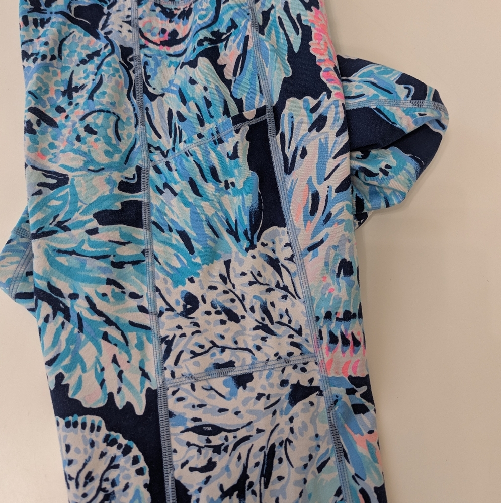 Lilly Pulitzer Blue and Pink Patterned Leggings Party In Paradise Small - Picture 4 of 7